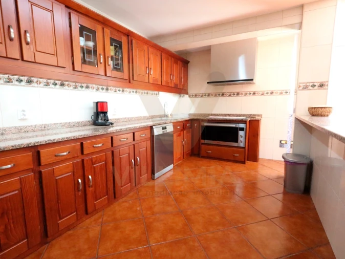 Moradia T4 para Venda em Rebordões (Santa Maria) Foto 41