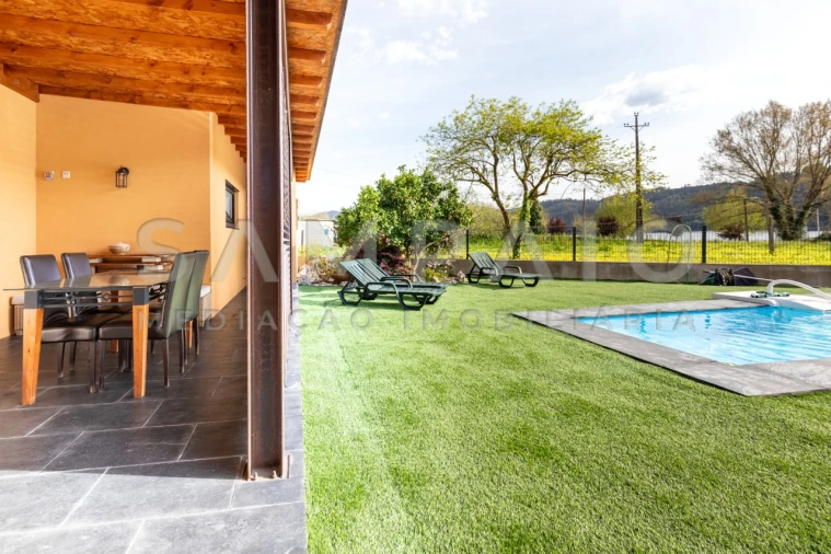 Moradia T3 para Venda em Melres e Medas Foto 52