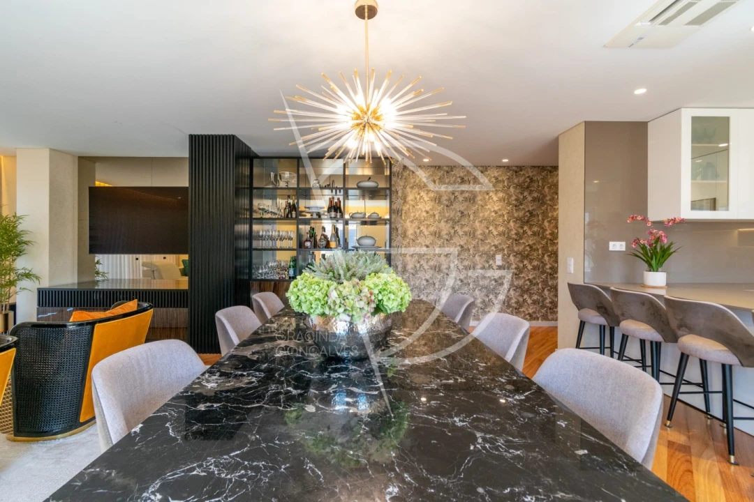 Apartamento T4 para Venda em Oliveira do Douro Foto 8