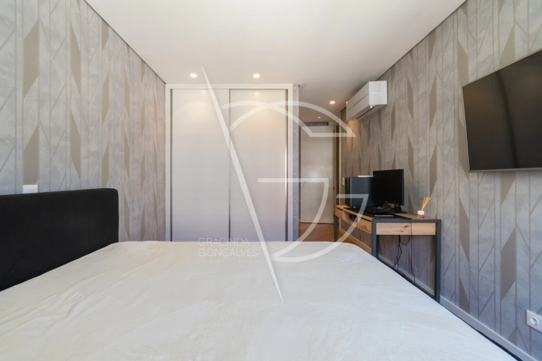 Apartamento T4 para Venda em Oliveira do Douro Foto 31