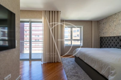 Apartamento T4 para Venda em Oliveira do Douro