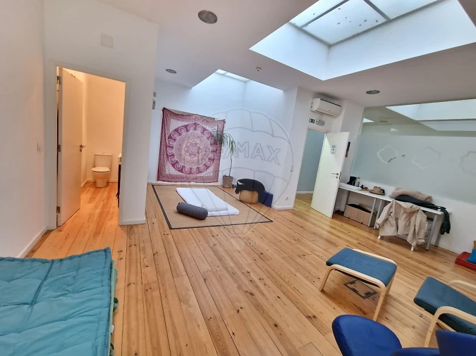 Loja para Venda em Algés, Linda-A-Velha e Cruz Quebrada-Dafundo Foto 1