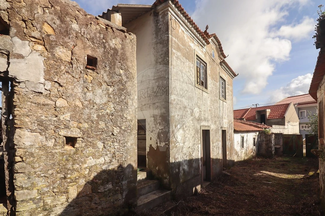 Moradia T5 para Venda em Ribafria e Pereiro de Palhacana Foto 1