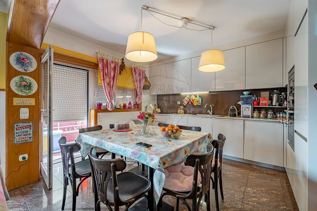 Moradia T4 para Venda em Matosinhos e Leça da Palmeira Foto 9