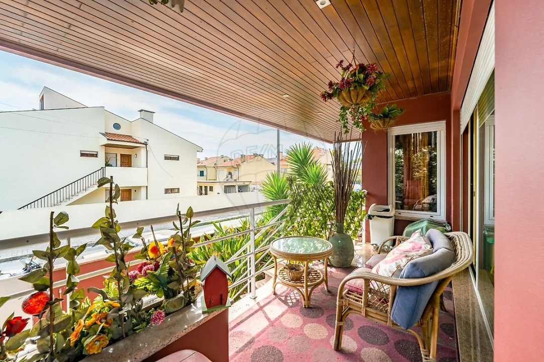 Moradia T4 para Venda em Matosinhos e Leça da Palmeira Foto 1