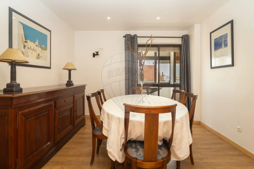 Apartamento T5 para Venda em Barreiro e Lavradio Foto 5
