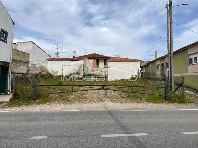 Terreno para Venda em Marrazes e Barosa