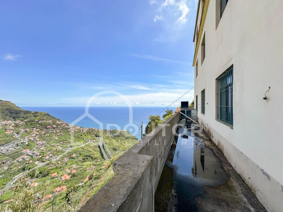Armazém para Venda em Ribeira Brava Foto 14