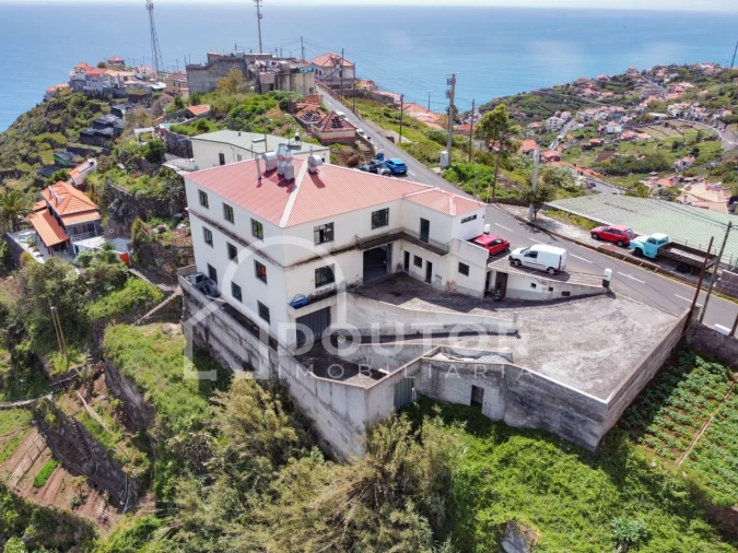 Armazém para Venda em Ribeira Brava Foto 3