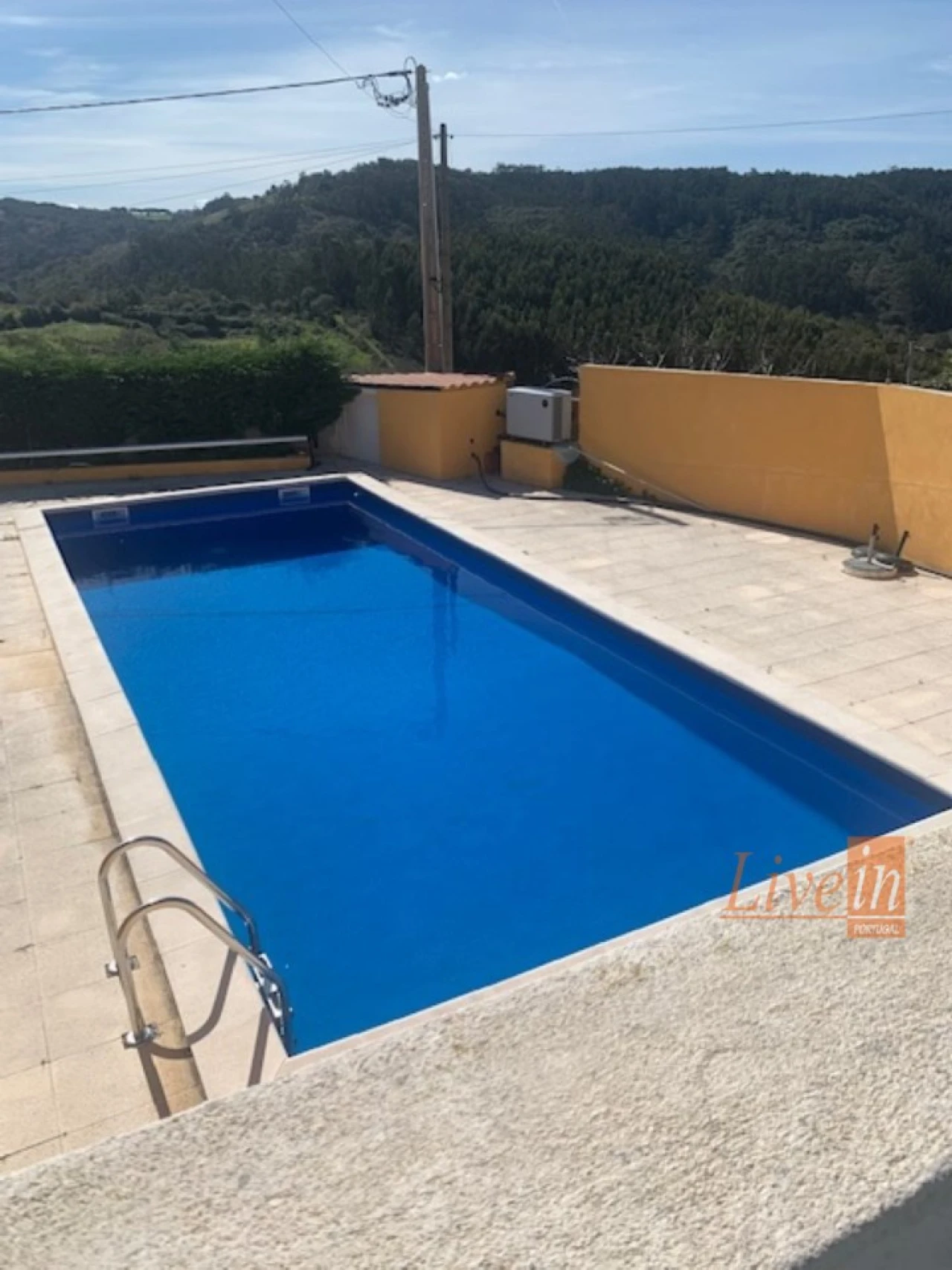 Moradia T3 para Venda em Azueira e Sobral da Abelheira Foto 1