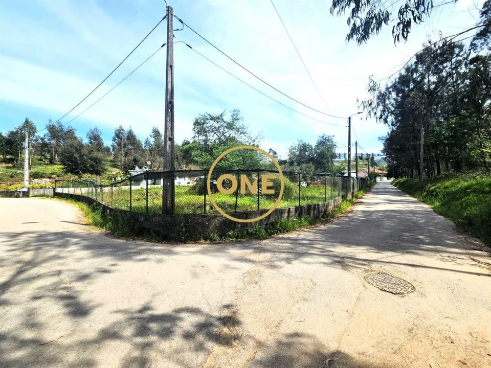 Terreno para Venda em Gondifelos, Cavalões e Outiz Foto 1
