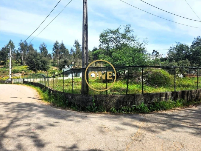 Terreno para Venda em Gondifelos, Cavalões e Outiz Foto 2