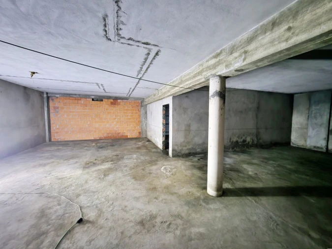 Loja para Venda em Avintes Foto 8