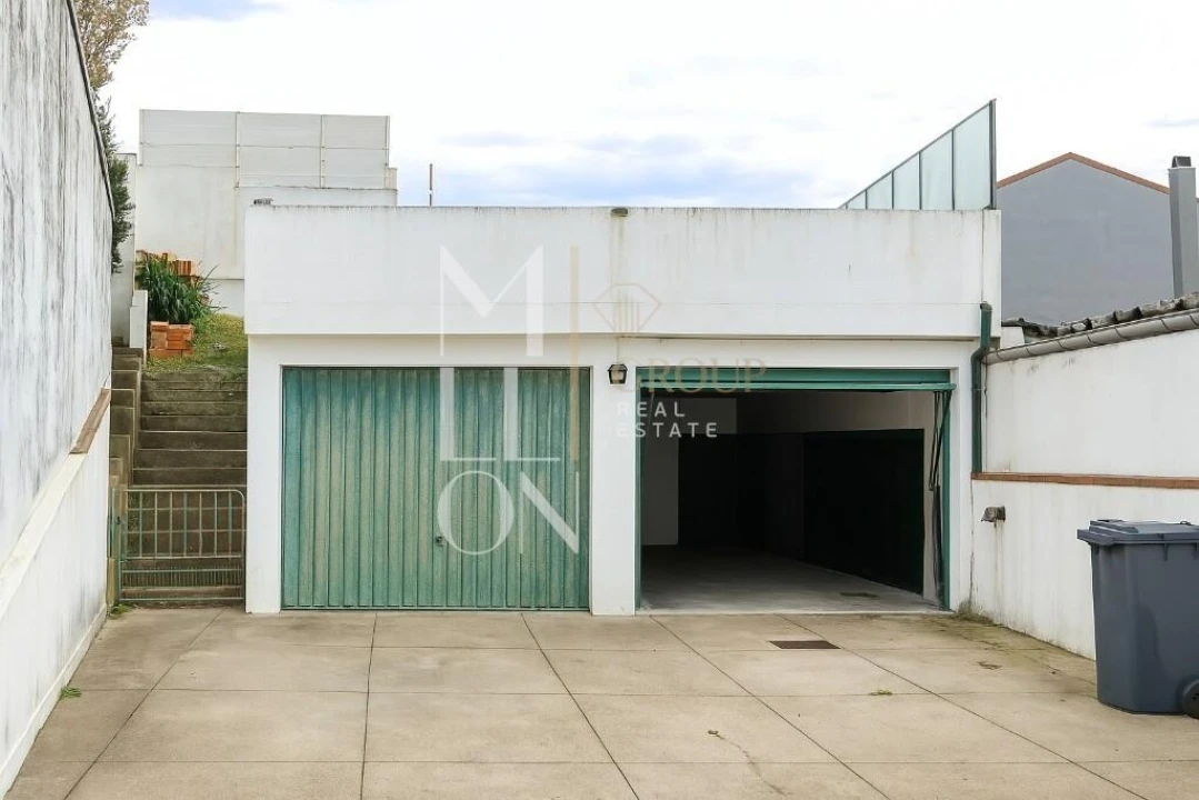 Prédio para Venda em Castêlo da Maia Foto 22