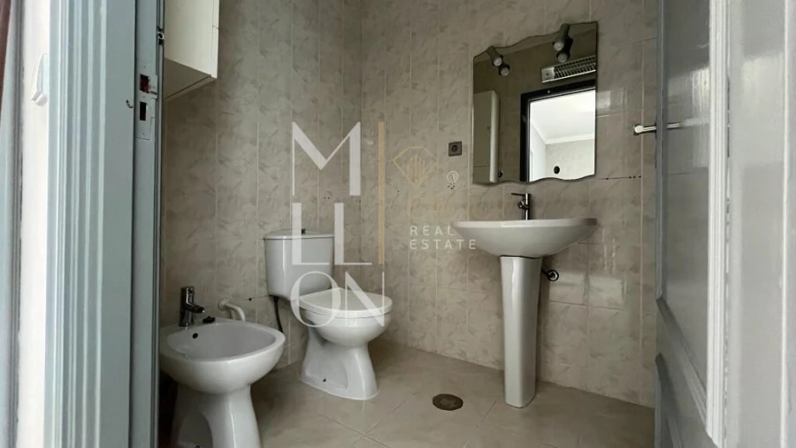 Prédio para Venda em Castêlo da Maia Foto 16