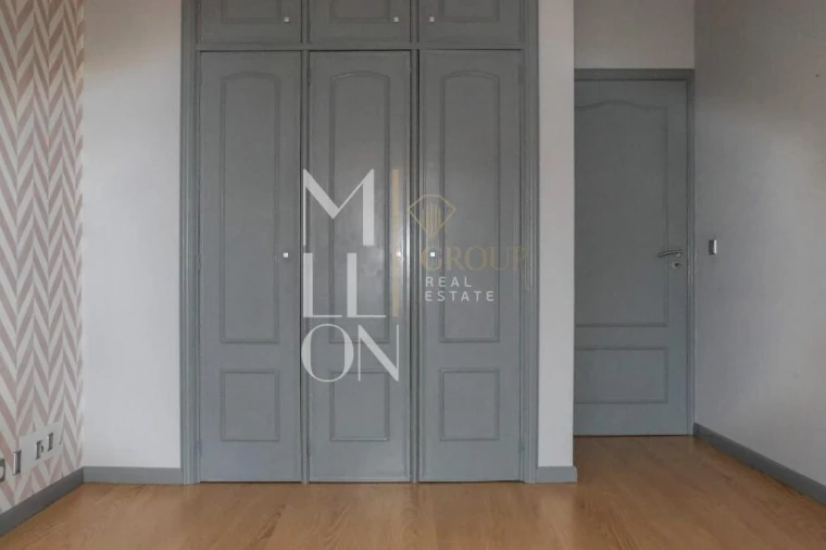 Prédio para Venda em Castêlo da Maia Foto 11