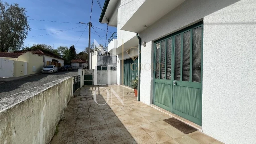 Prédio para Venda em Castêlo da Maia Foto 32