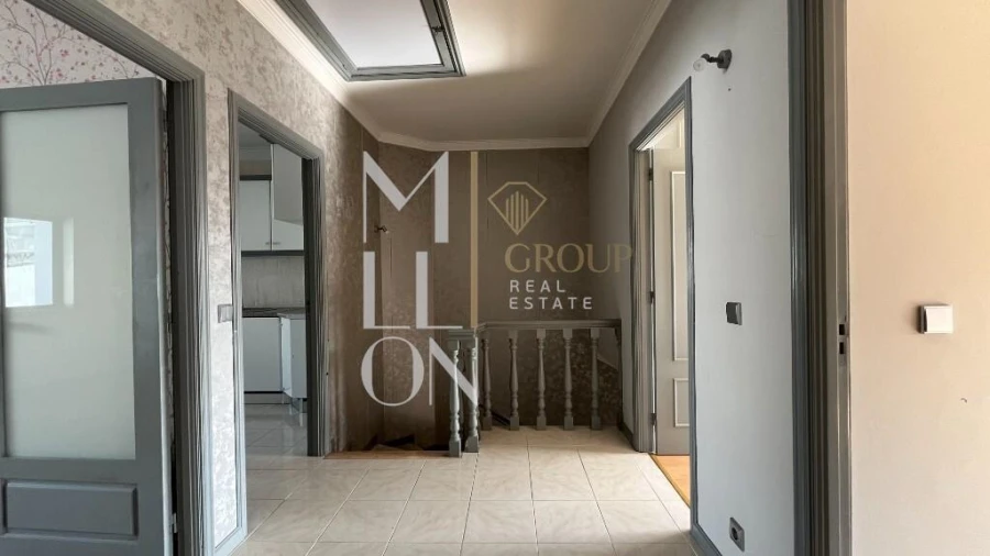 Prédio para Venda em Castêlo da Maia Foto 15