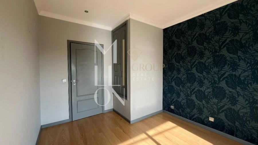 Prédio para Venda em Castêlo da Maia Foto 13