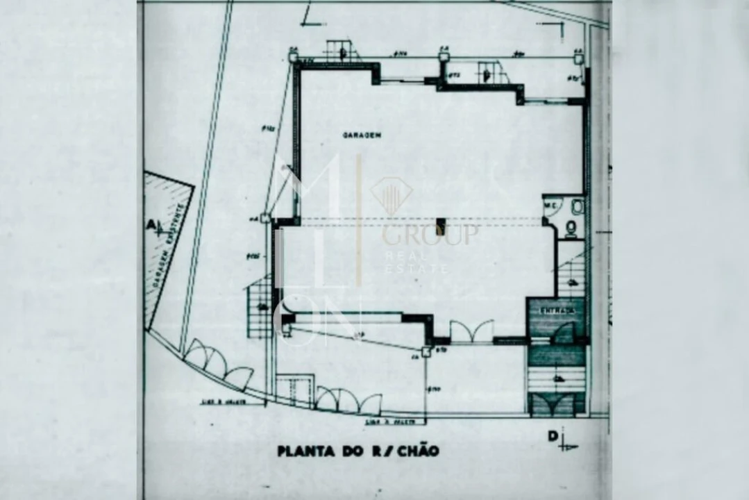 Prédio para Venda em Castêlo da Maia Foto 31