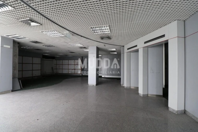 Loja para Arrendamento em Lourosa Foto 2