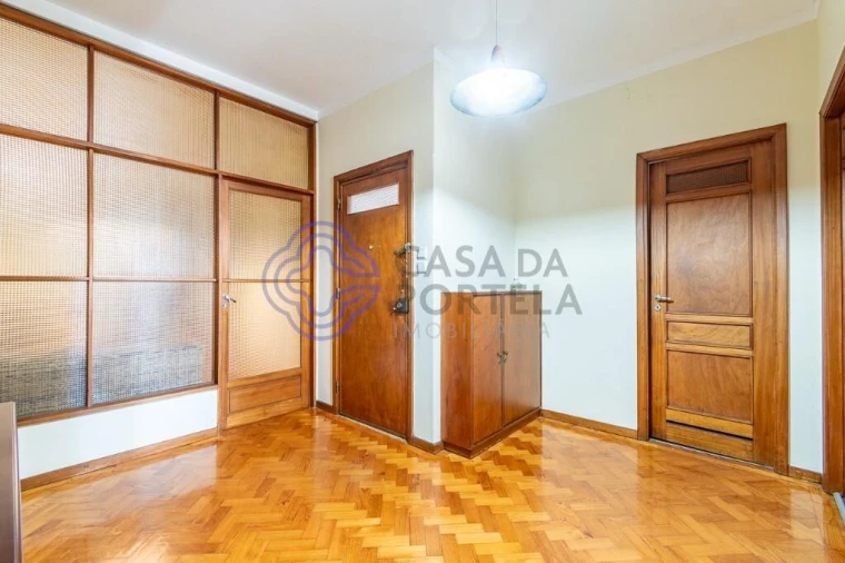 Prédio para Venda em Cedofeita, Santo Ildefonso, Sé, Miragaia, São Nicolau e Vitória Foto 3