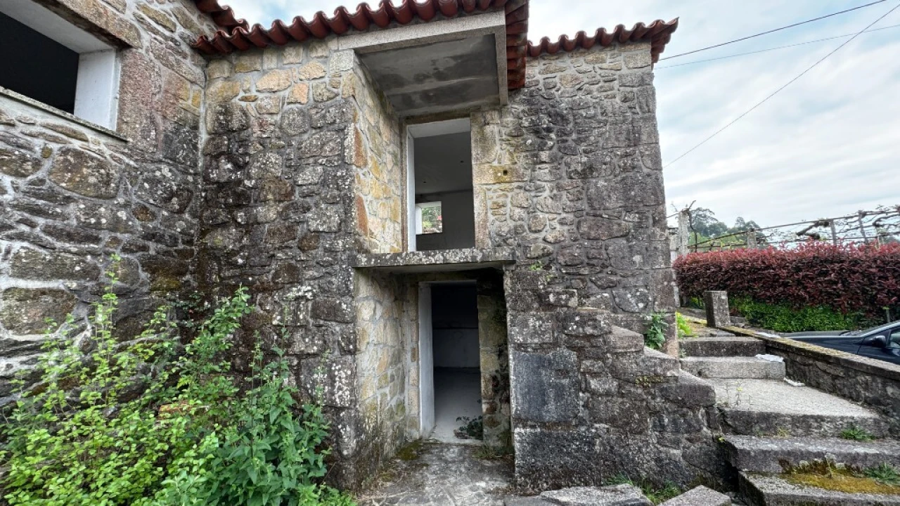 Moradia T3 para Venda em Padreiro (Salvador e Santa Cristina) Foto 3