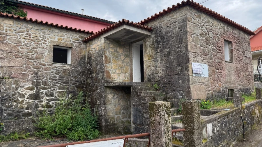 Moradia T3 para Venda em Padreiro (Salvador e Santa Cristina)