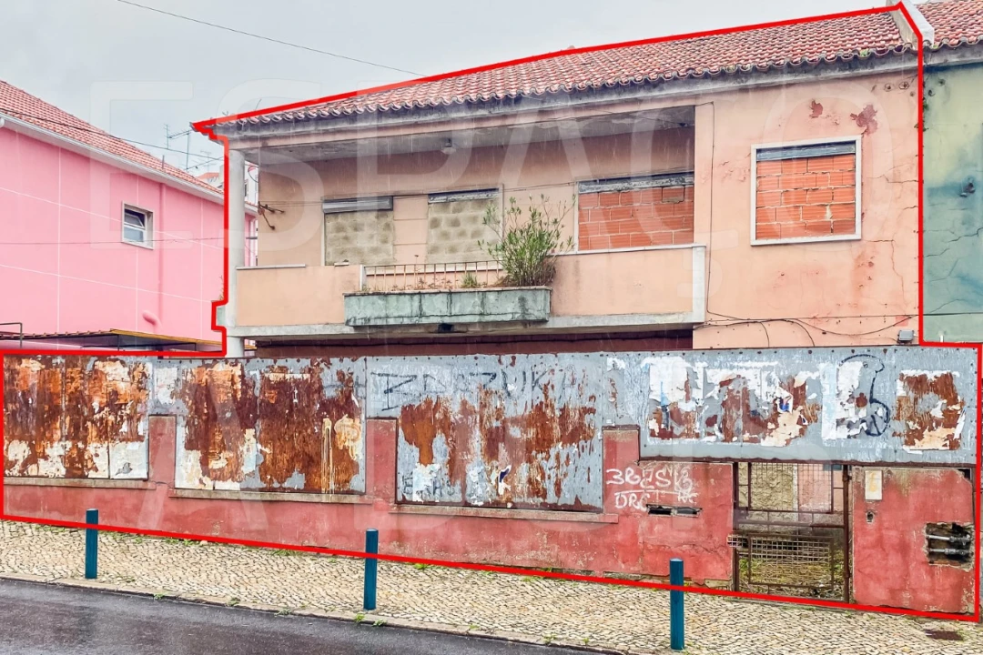 Moradia T6 para Venda em Águas Livres Foto 4