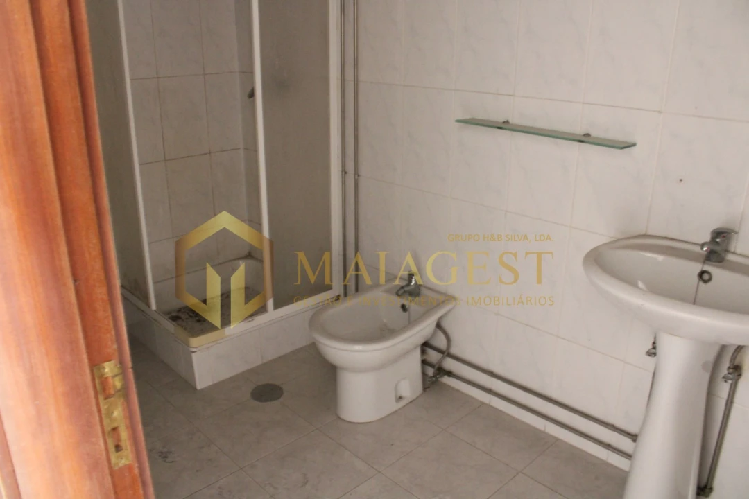 Prédio para Venda em São Mamede de Infesta e Senhora da Hora Foto 22