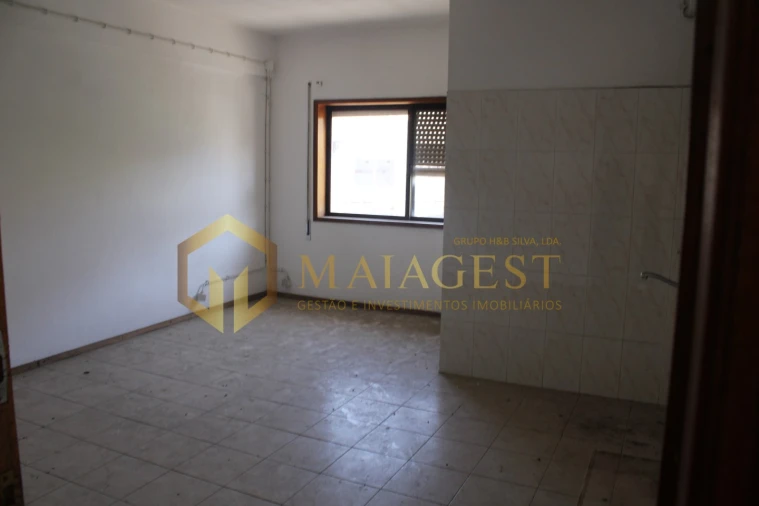 Prédio para Venda em São Mamede de Infesta e Senhora da Hora Foto 29