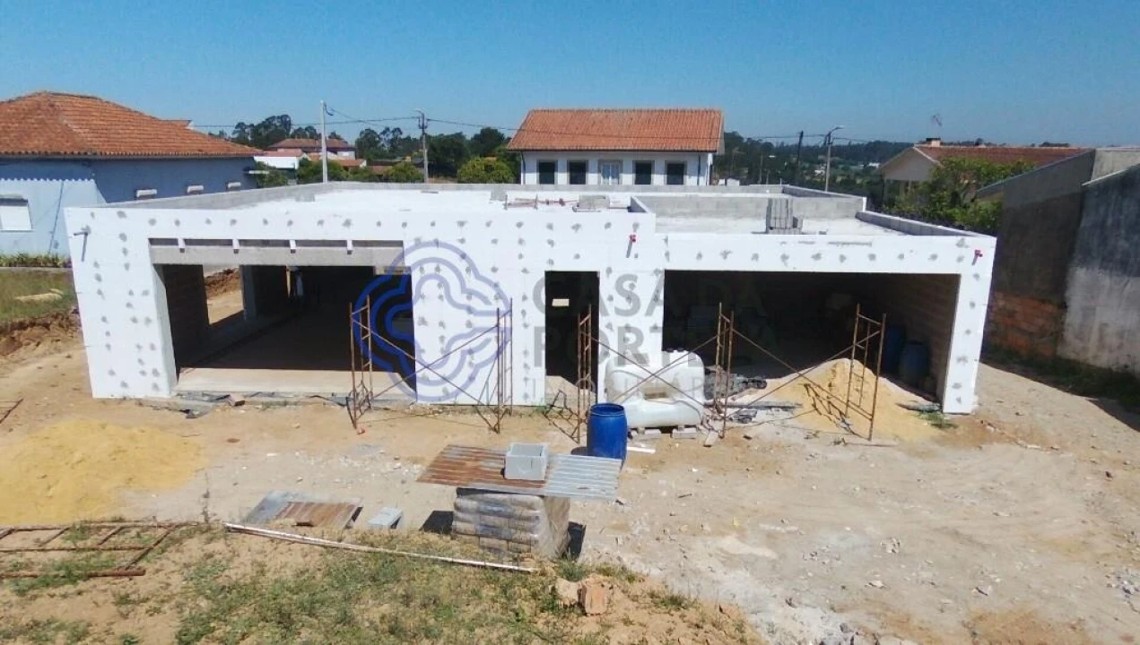 Moradia T3 para Venda em São Miguel do Souto e Mosteirô Foto 9