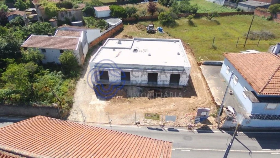 Moradia T3 para Venda em São Miguel do Souto e Mosteirô Foto 33