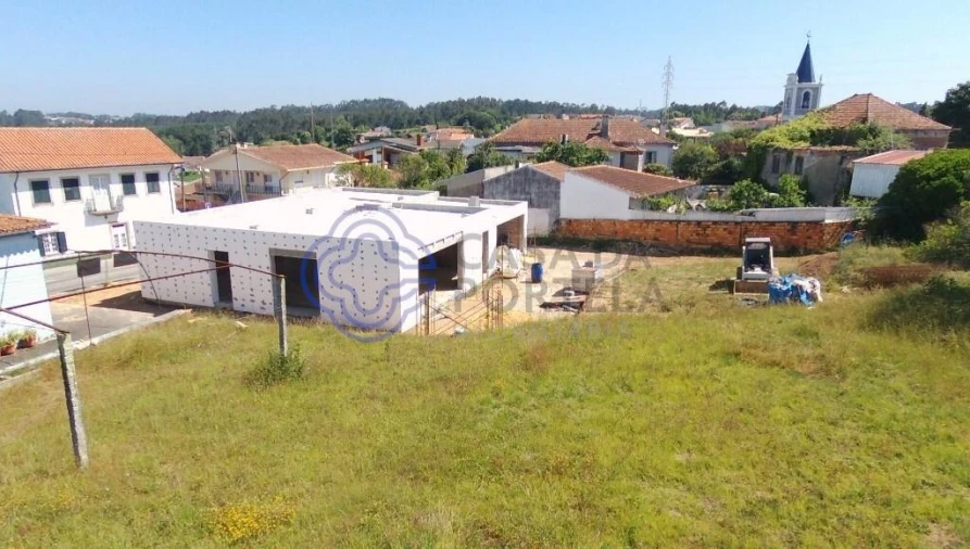 Moradia T3 para Venda em São Miguel do Souto e Mosteirô Foto 3