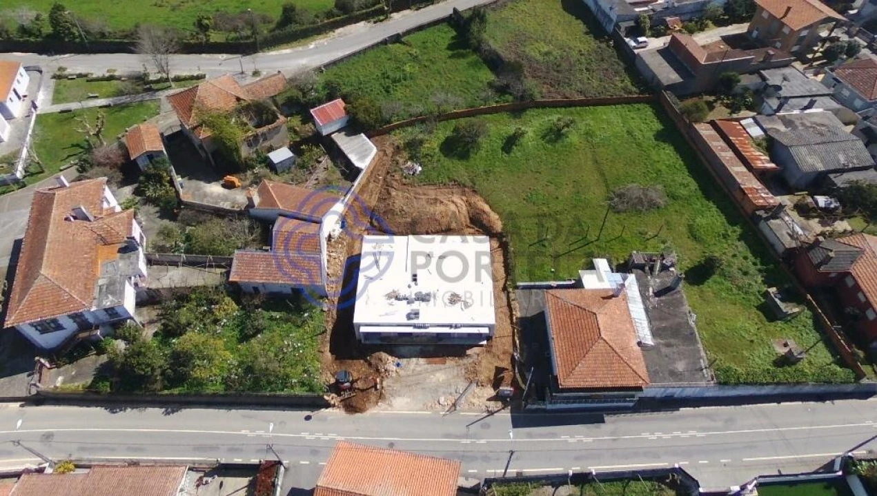 Moradia T3 para Venda em São Miguel do Souto e Mosteirô Foto 25