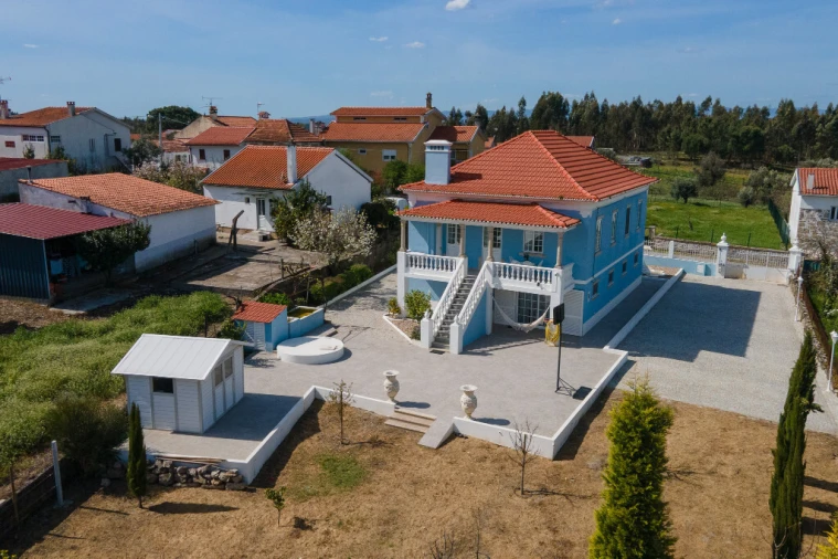 Moradia T5 para Venda em Tabua Foto 44