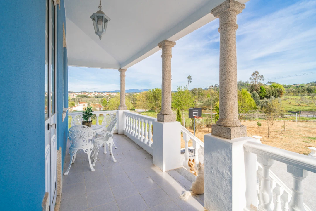 Moradia T5 para Venda em Tabua Foto 6