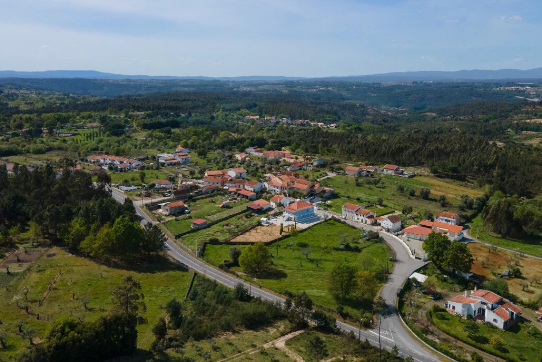 Moradia T5 para Venda em Tabua Foto 42