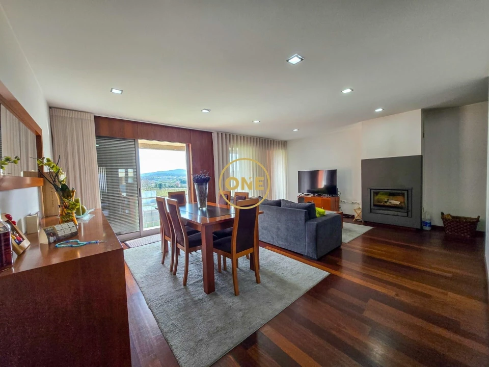 Moradia T3 para Venda em Moure Foto 7