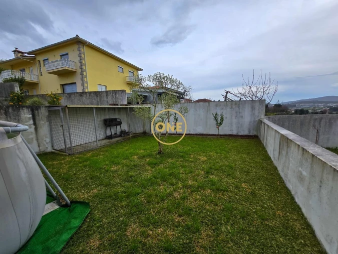 Moradia T3 para Venda em Moure Foto 15