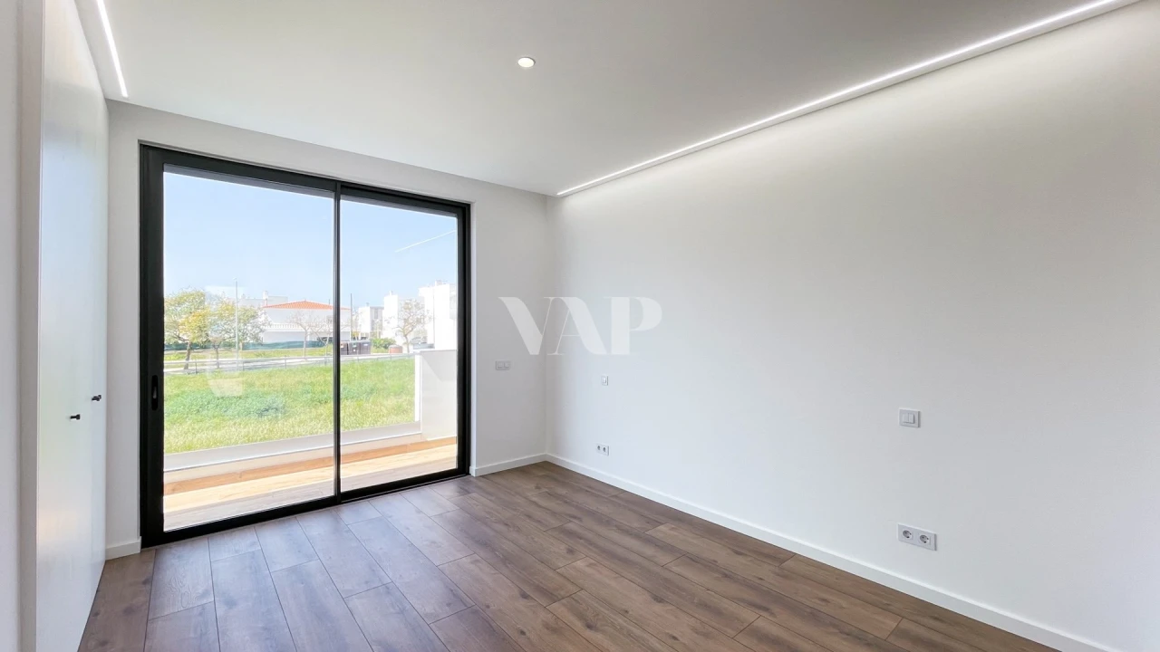 Moradia T3 para Venda em Olhão Foto 19