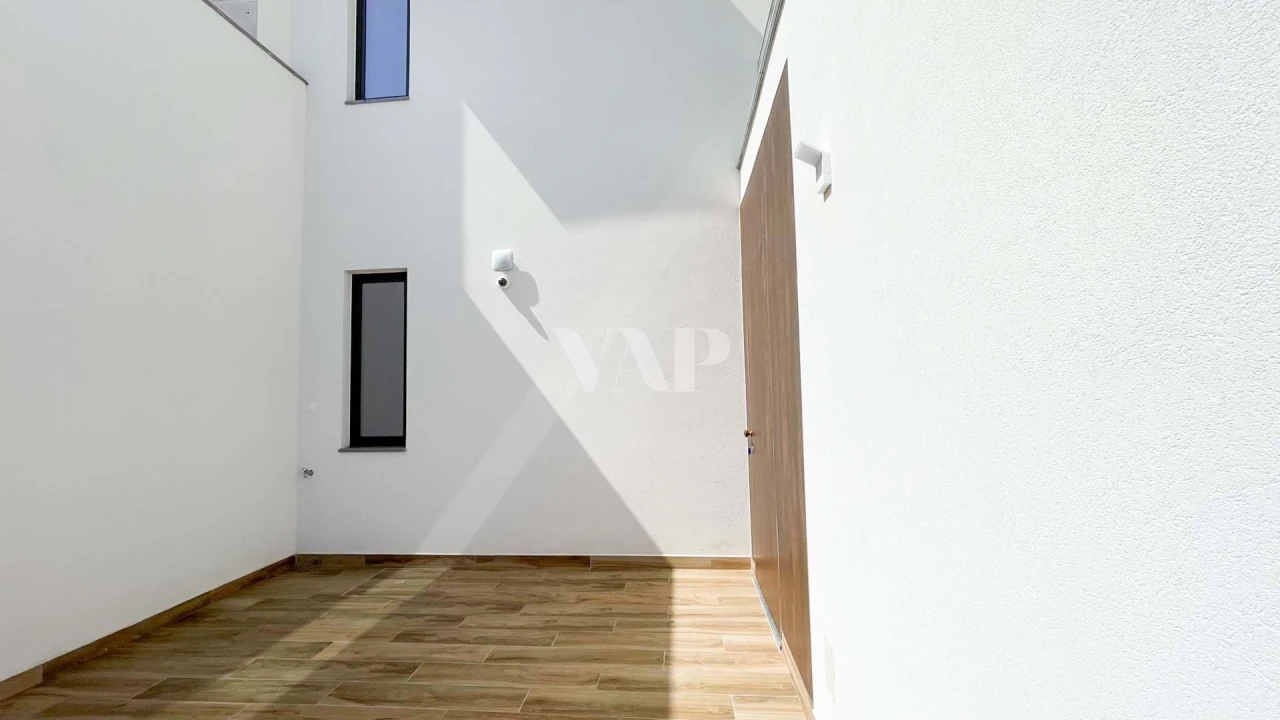 Moradia T3 para Venda em Olhão Foto 5