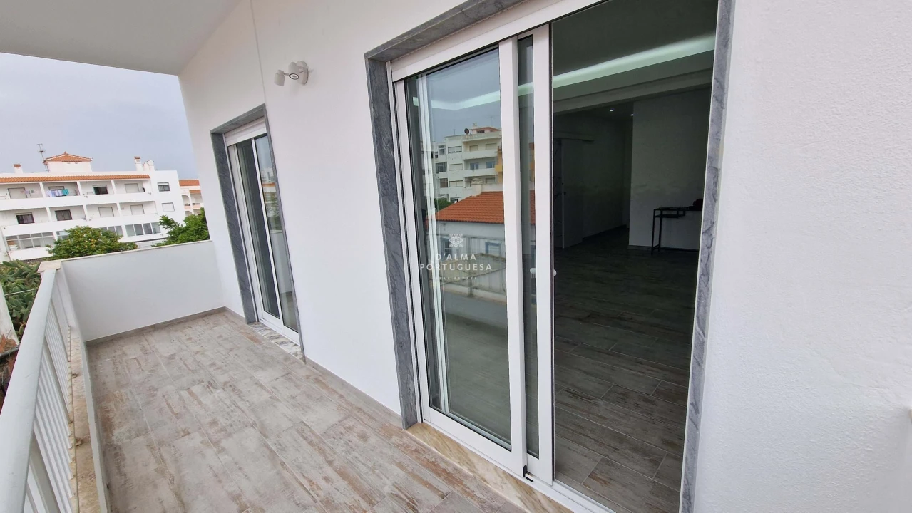 Apartamento T2 para Venda em Quarteira Foto 6
