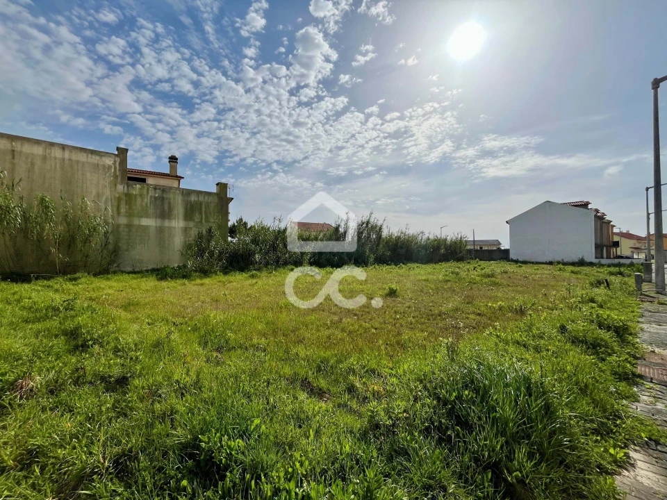 Terreno para Venda em Atouguia da Baleia Foto 1