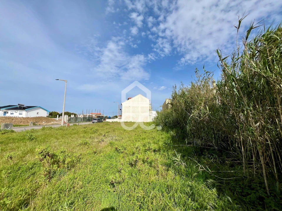 Terreno para Venda em Atouguia da Baleia Foto 22