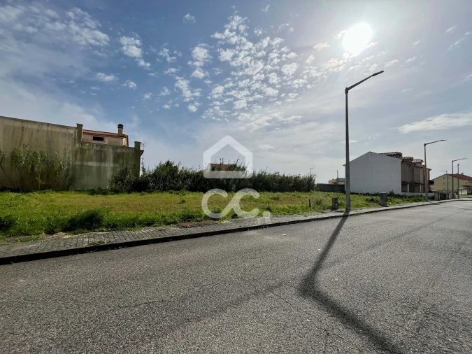 Terreno para Venda em Atouguia da Baleia Foto 19