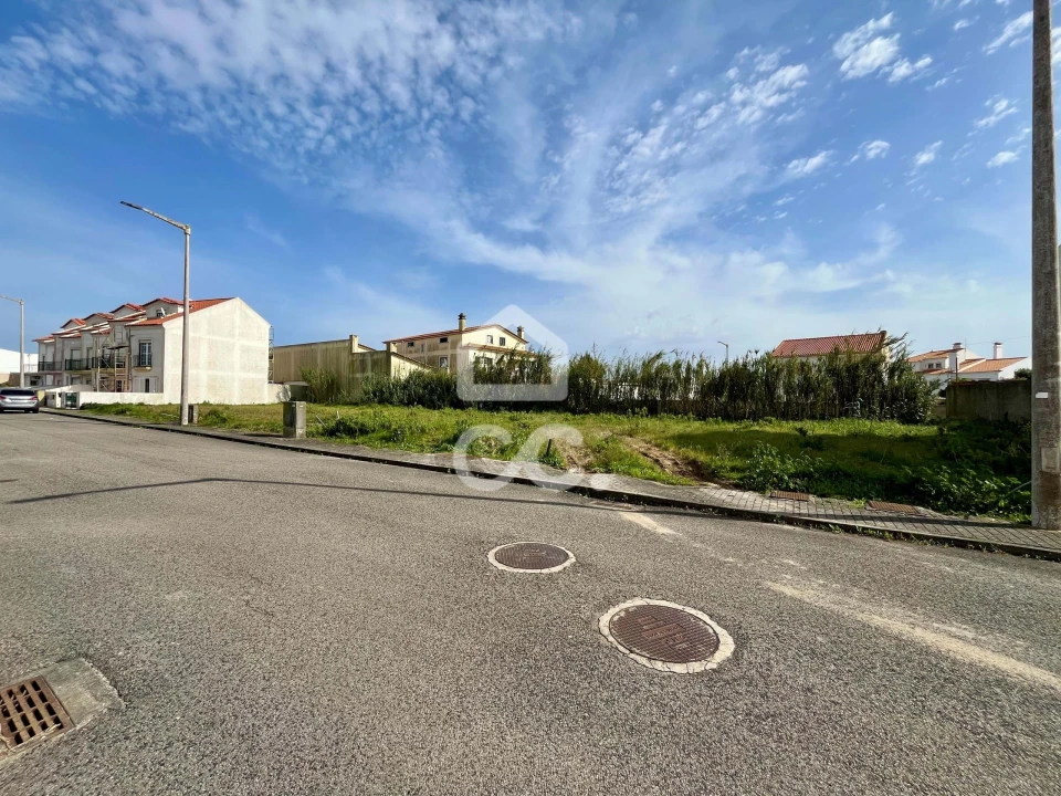 Terreno para Venda em Atouguia da Baleia Foto 17