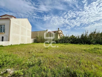 Terreno para Venda em Atouguia da Baleia