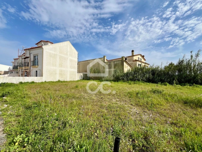 Terreno para Venda em Atouguia da Baleia Foto 2