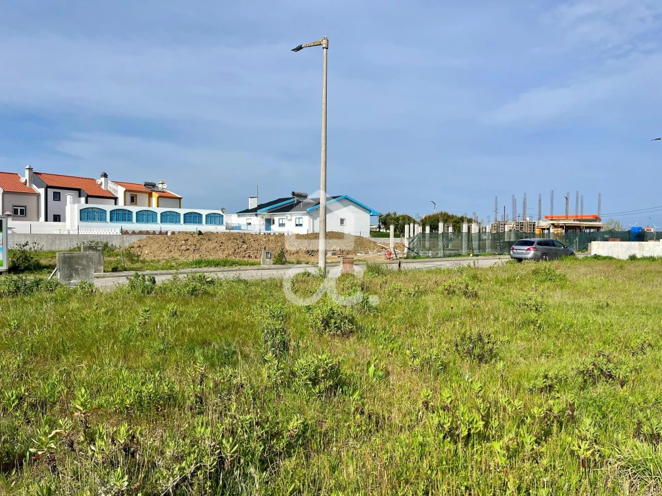 Terreno para Venda em Atouguia da Baleia Foto 12